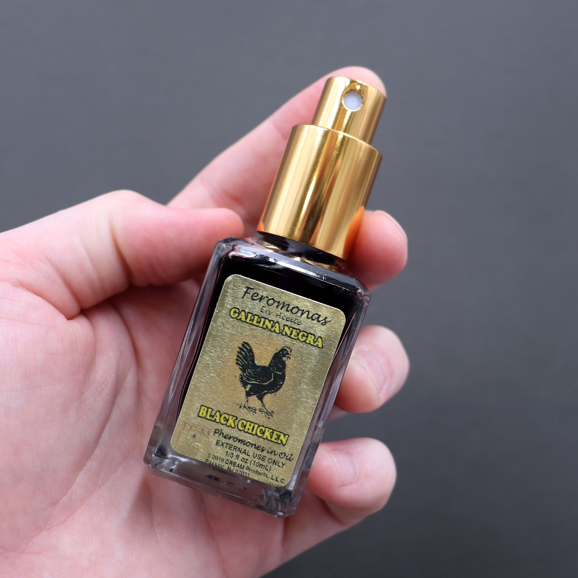 Black Chicken Spray Pheromone - 13 Moons