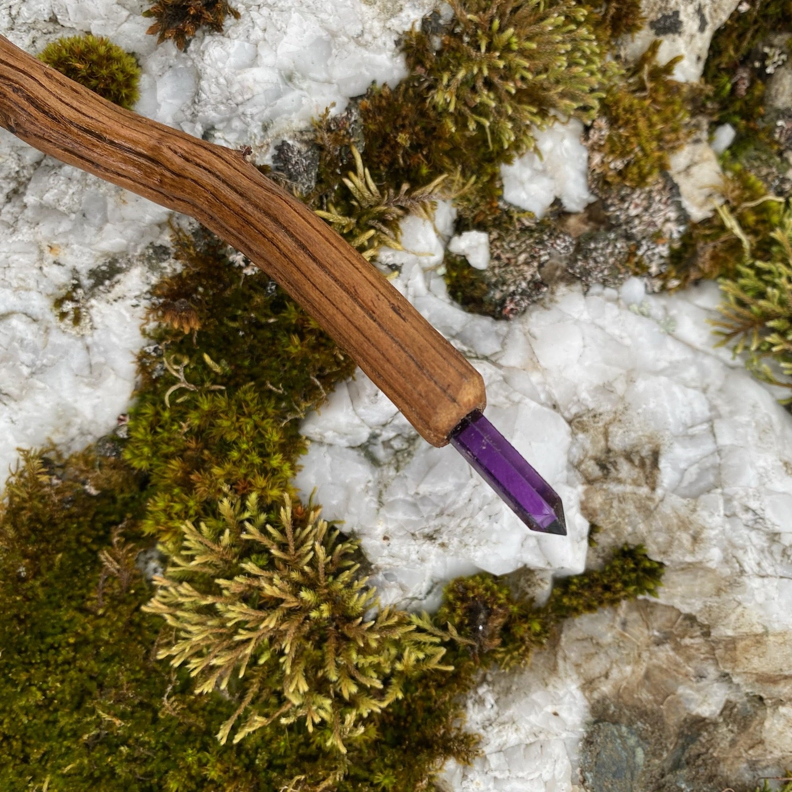 Mystic Wood Wand with Amethyst