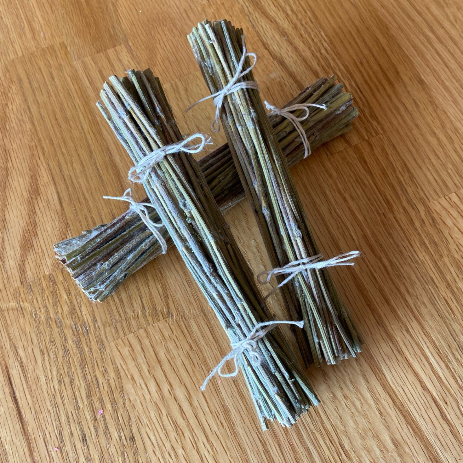 Sample of three bundles of I Ching Yarrow Stalks