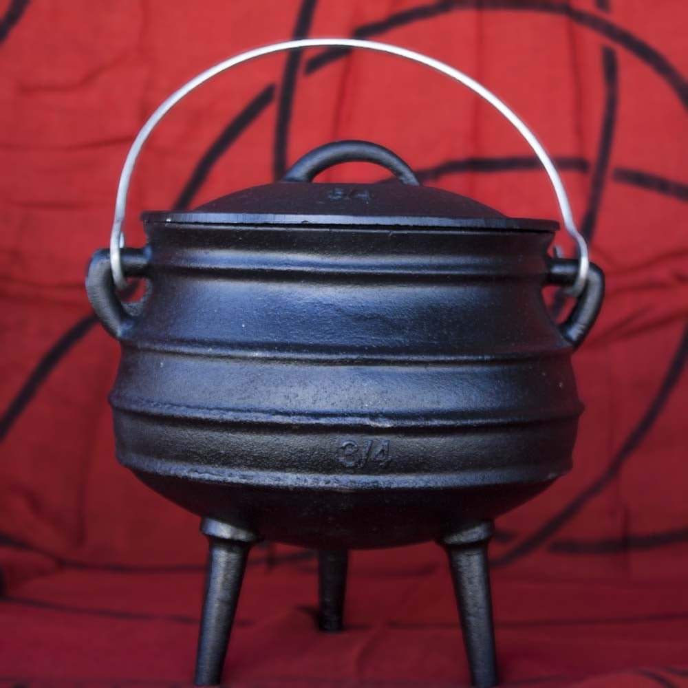Pre-Seasoned 3 Legs Cast Iron Cauldron 6 Quarts African Potjie Pot