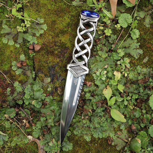 Highlander Athame - 13 Moons