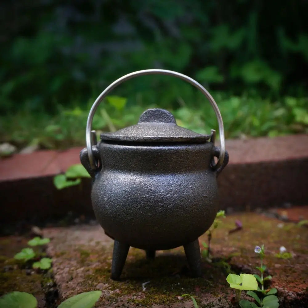 Potbelly Cauldron, 3.5 inches - 13 Moons