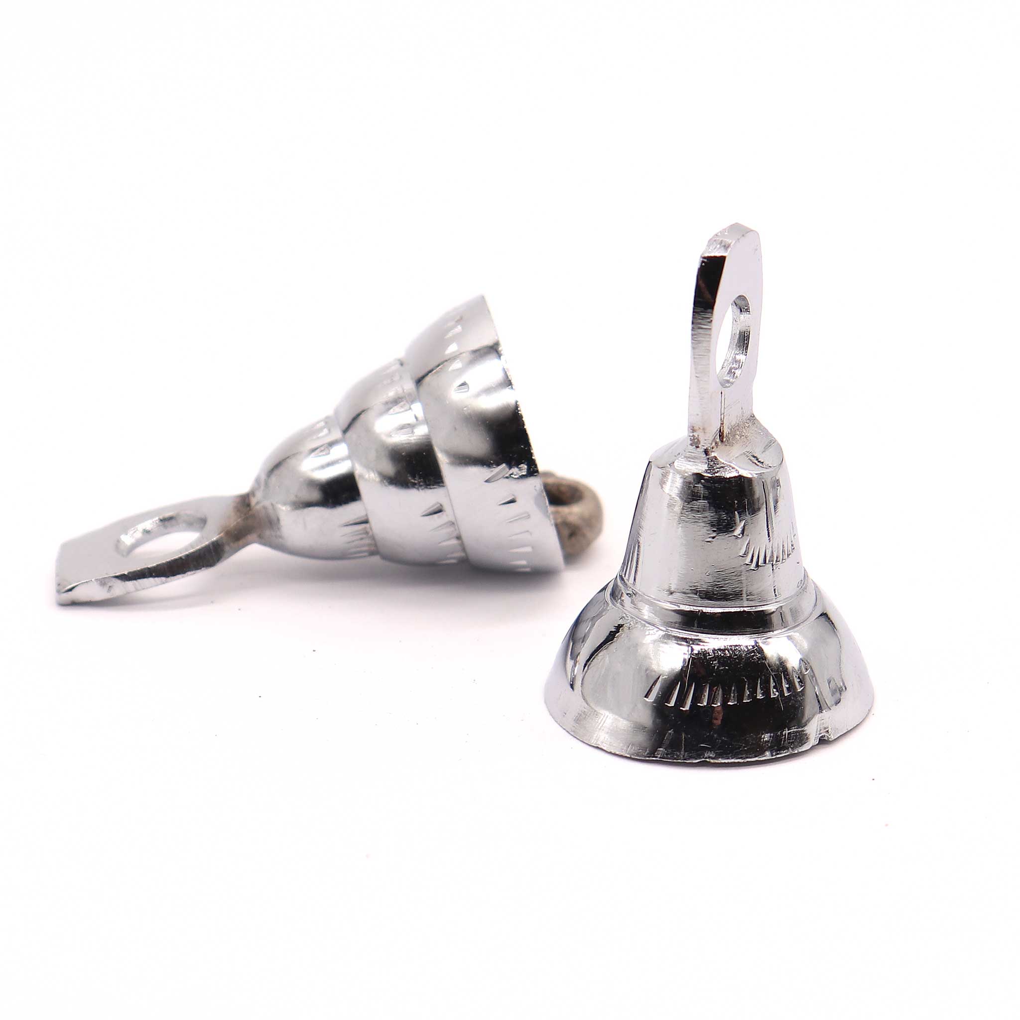 HD SM. SILVER BELL - NEW SILVER FINISH Item: 18HH949